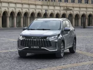JETOUR X50 2026 — экстерьер