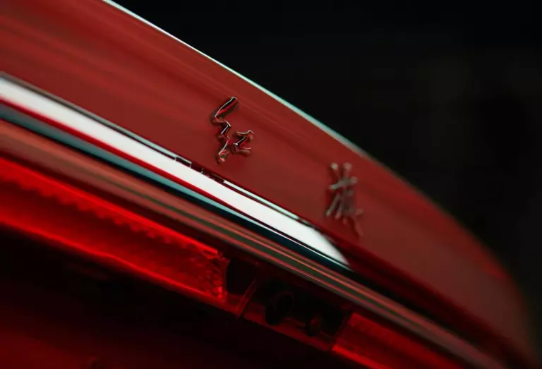 HONGQI H9 2026 — экстерьер