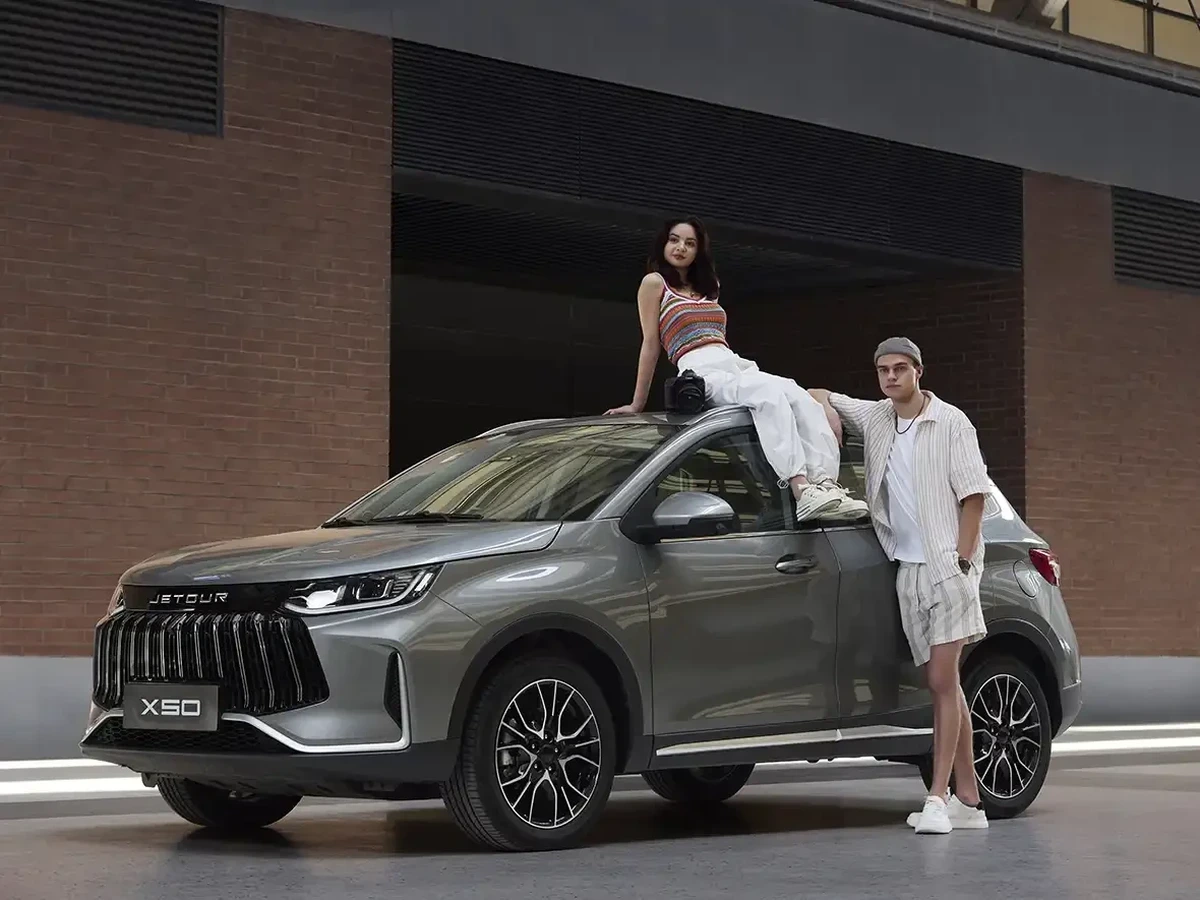 JETOUR X50 2026 — экстерьер