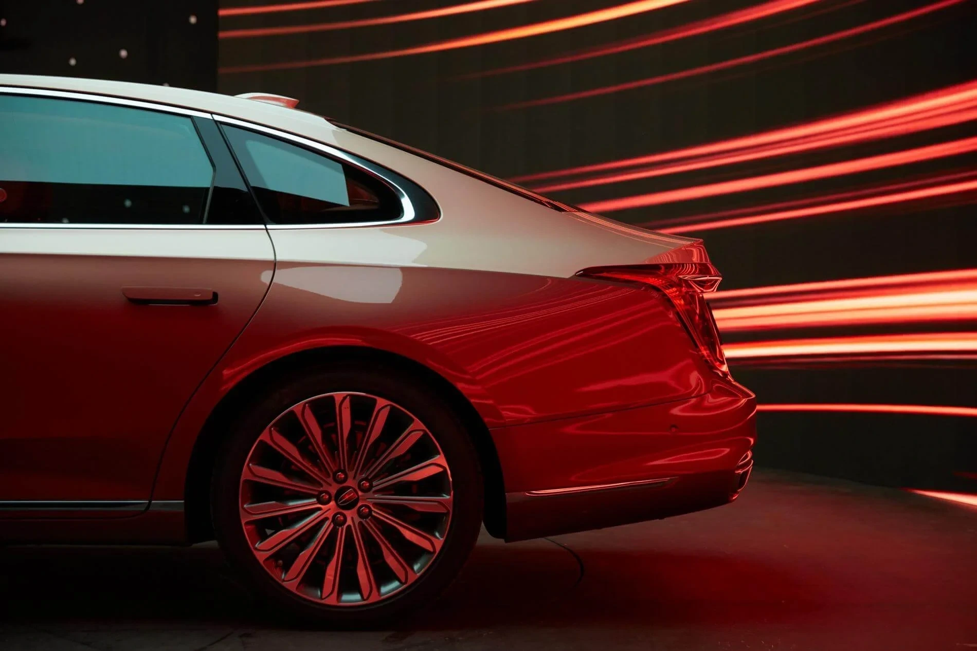 HONGQI H9 2026 — экстерьер