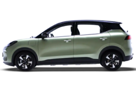Электромобиль Wuling Bingo Plus, вид сбоку